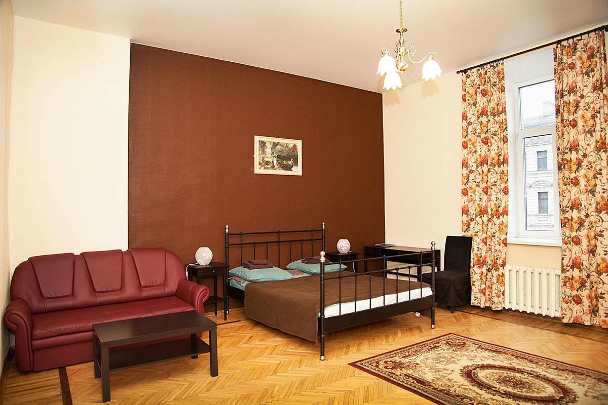 Квартира посуточно на Невском 130